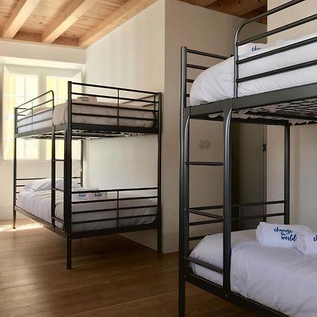 Change The World Hostels - Coimbra - Almedina Экстерьер фото