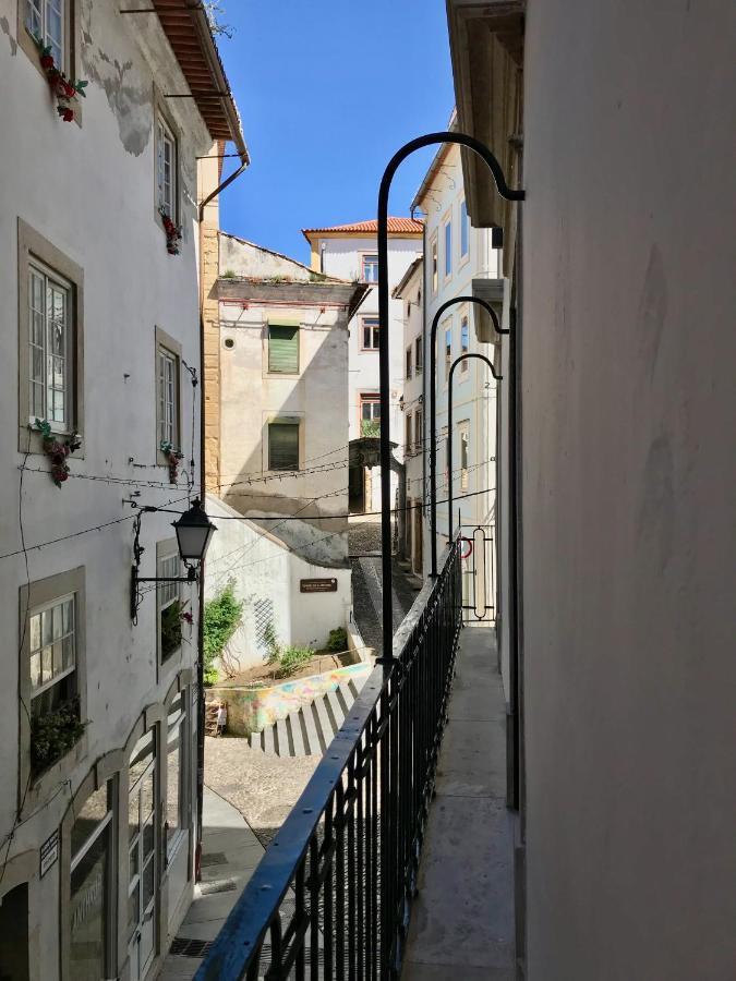 Change The World Hostels - Coimbra - Almedina Экстерьер фото