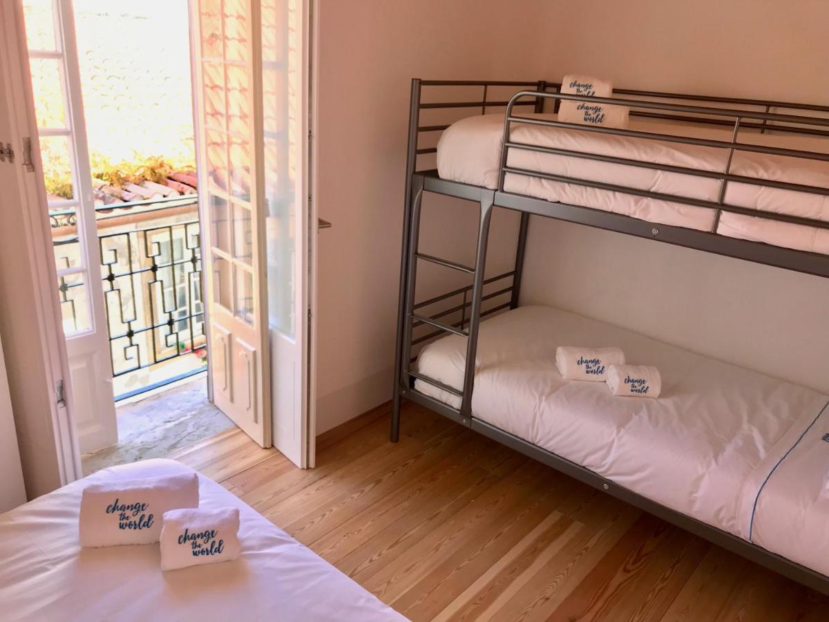 Change The World Hostels - Coimbra - Almedina Экстерьер фото