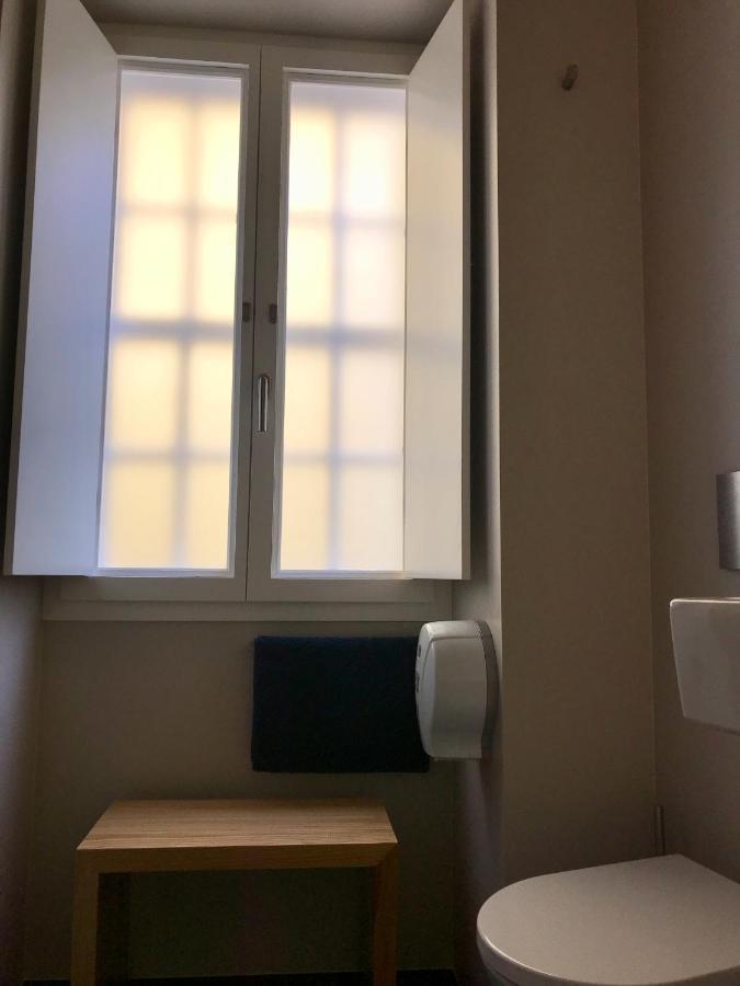 Change The World Hostels - Coimbra - Almedina Экстерьер фото