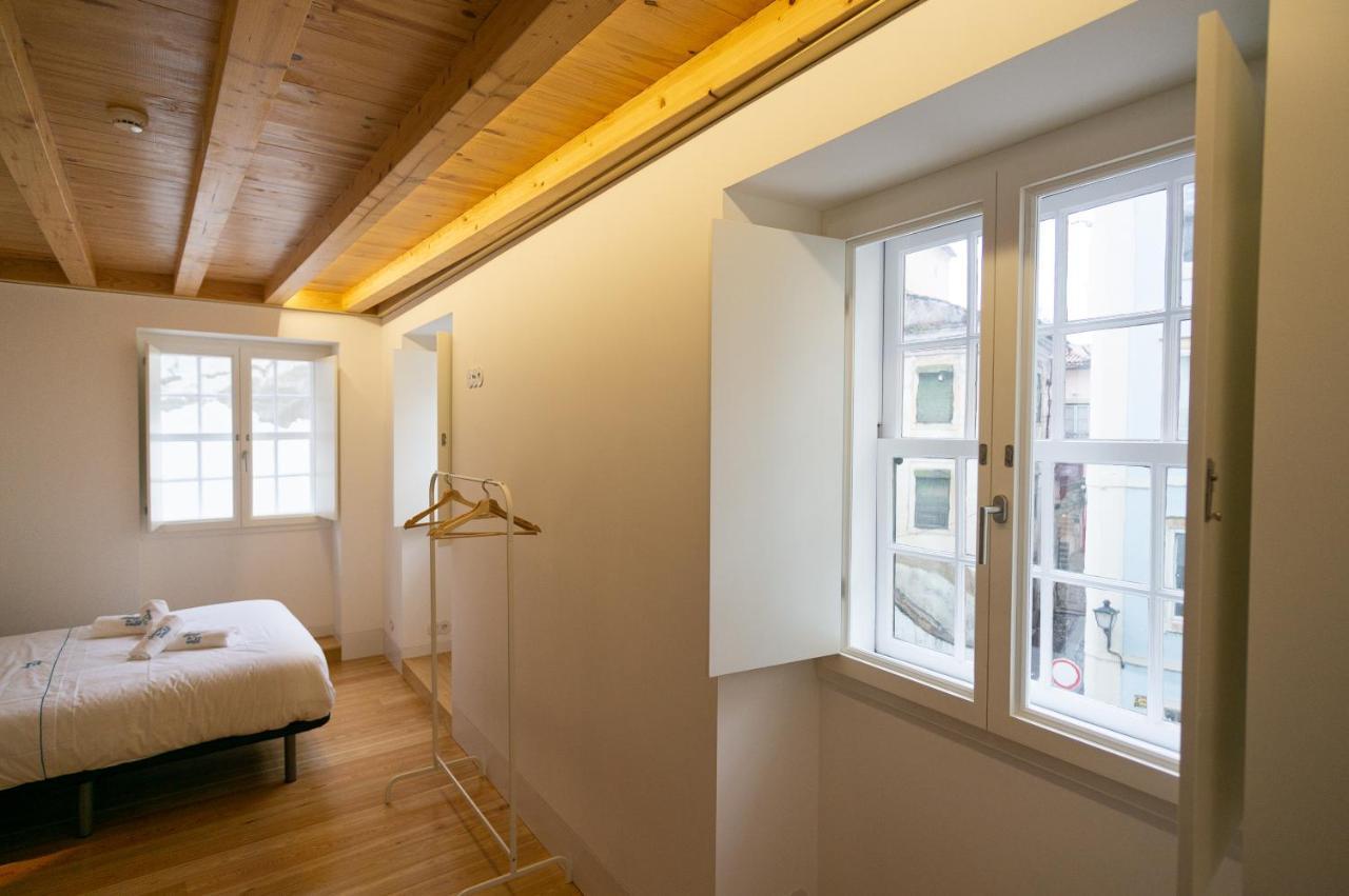 Change The World Hostels - Coimbra - Almedina Экстерьер фото