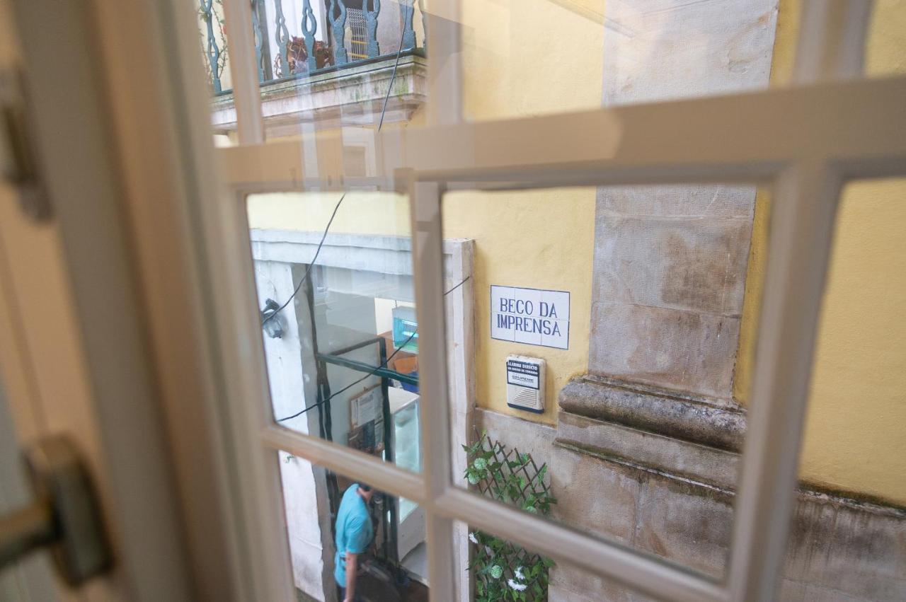 Change The World Hostels - Coimbra - Almedina Экстерьер фото