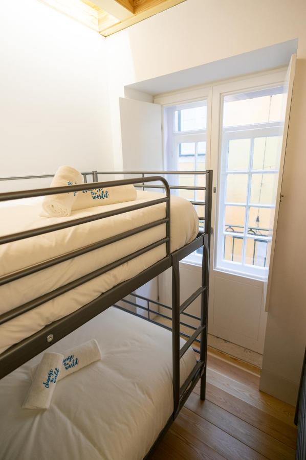 Change The World Hostels - Coimbra - Almedina Экстерьер фото