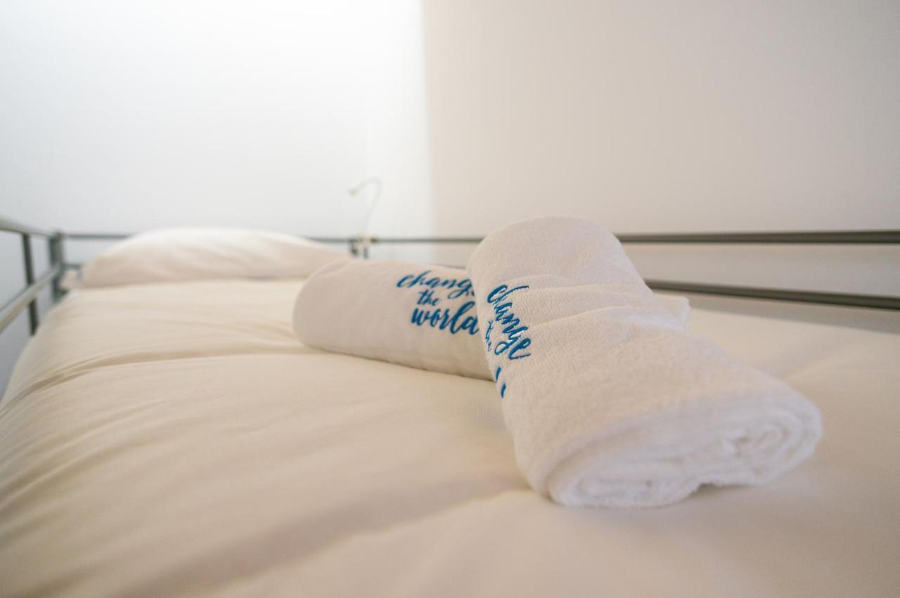 Change The World Hostels - Coimbra - Almedina Экстерьер фото