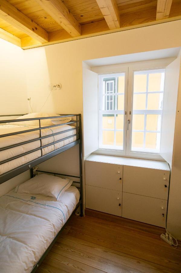 Change The World Hostels - Coimbra - Almedina Экстерьер фото