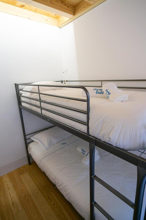 Change The World Hostels - Coimbra - Almedina Экстерьер фото