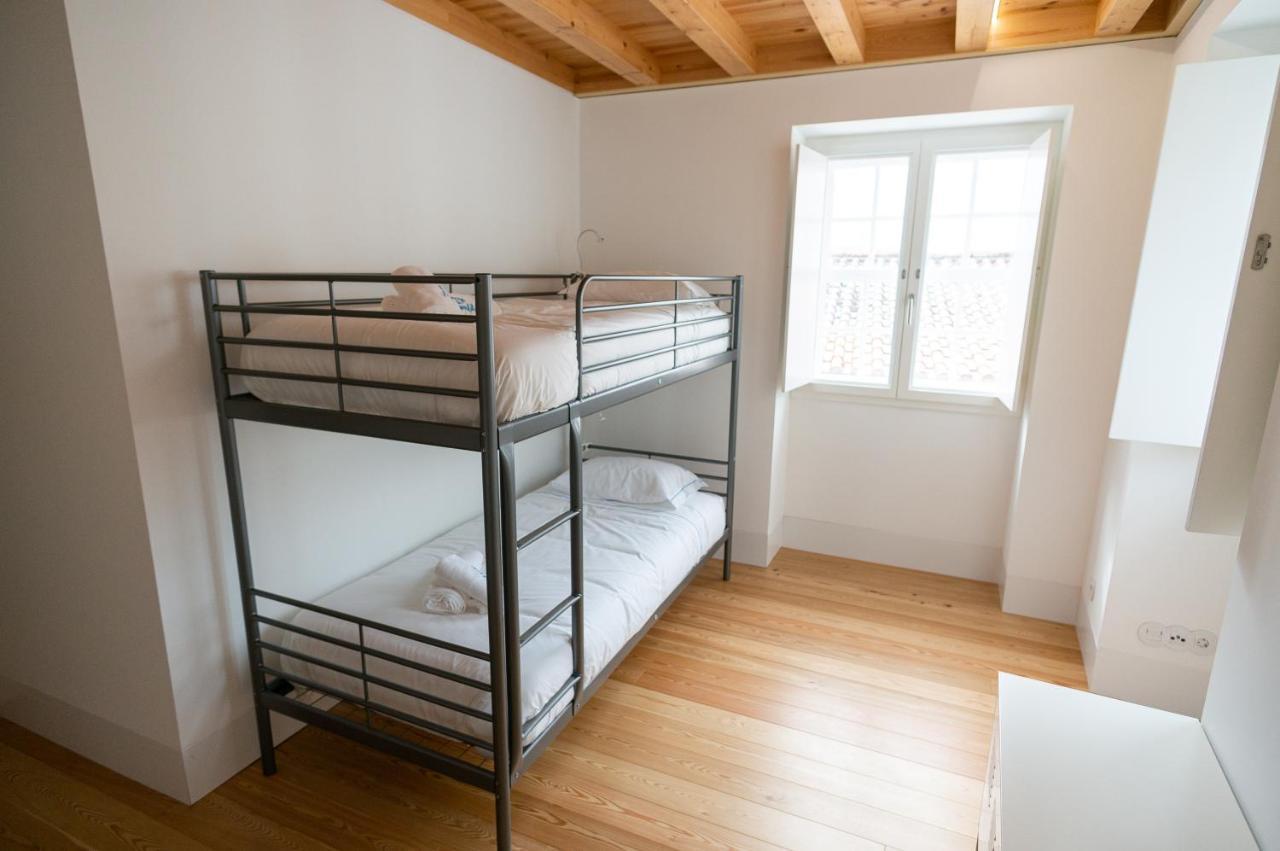 Change The World Hostels - Coimbra - Almedina Экстерьер фото
