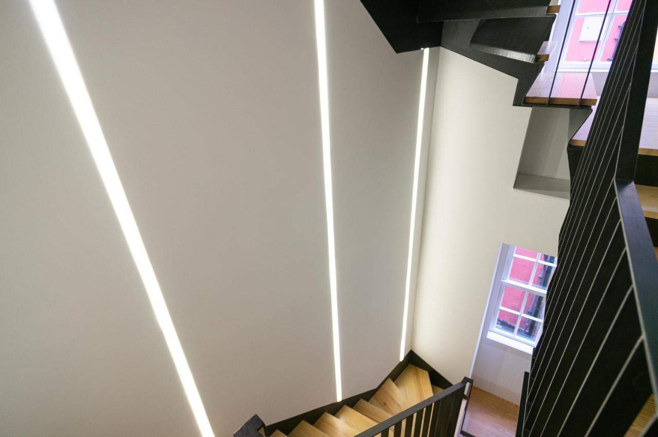 Change The World Hostels - Coimbra - Almedina Экстерьер фото