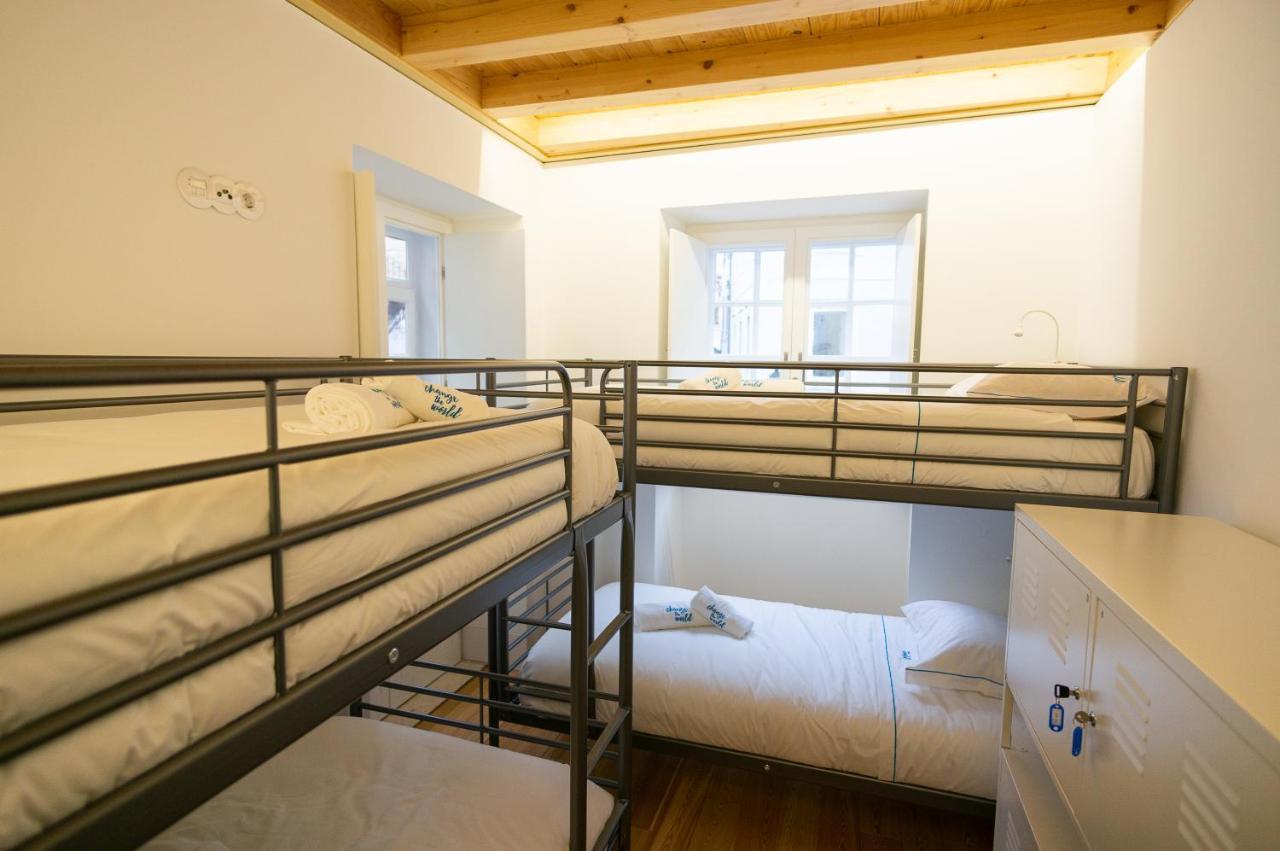 Change The World Hostels - Coimbra - Almedina Экстерьер фото