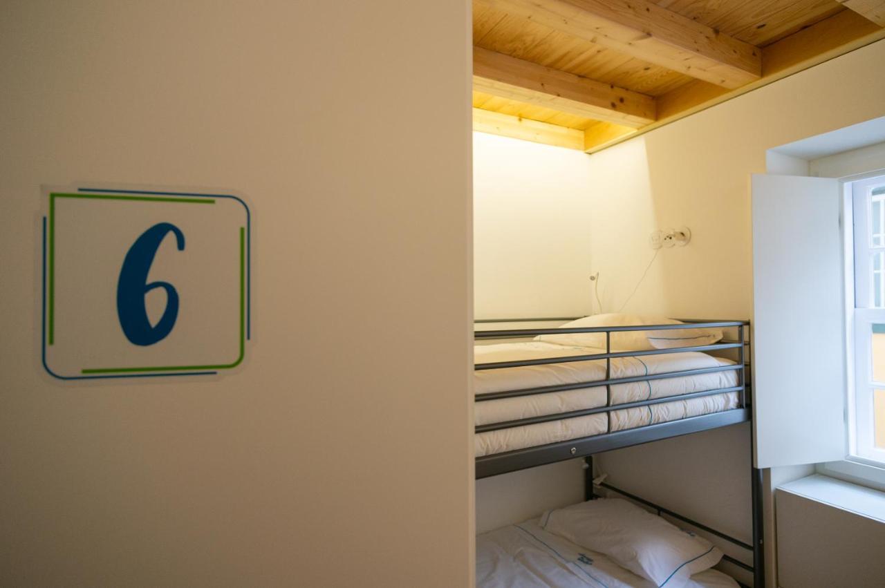 Change The World Hostels - Coimbra - Almedina Экстерьер фото