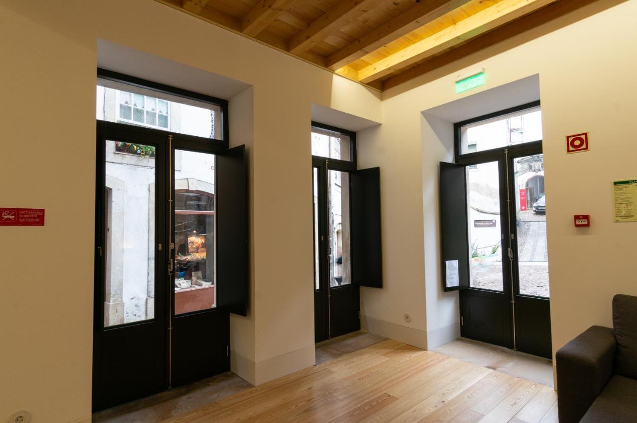 Change The World Hostels - Coimbra - Almedina Экстерьер фото